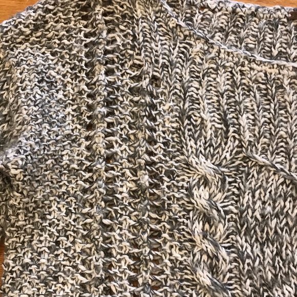 $108 FREE PEOPLE Beach Comber Oversized Gray Chunky Knit Soft Sweater Sz S Small - Picture 8 of 10